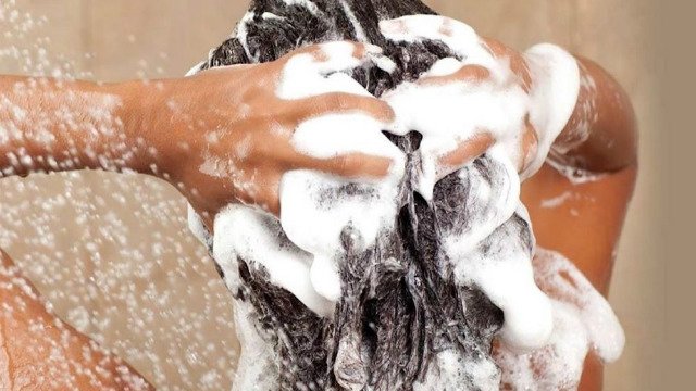 ¿Cómo lavar el cabello?